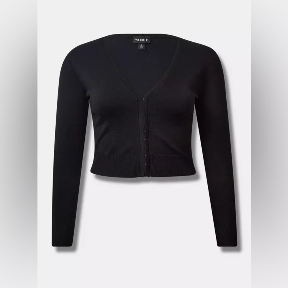 Torrid Fitted Crop Hook & Eye Cardigan - NWT - Picture 2 of 3